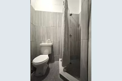 8122 NW 187th Ter #0, Hialeah, FL 33015 - Photo 28