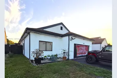 8122 NW 187th Ter #0, Hialeah, FL 33015 - Photo 2