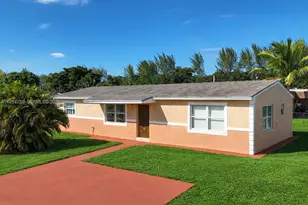 2411 NW 208th St, Miami Gardens, FL 33056 - Photo 2