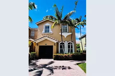 2499 SE 14th St, Homestead, FL 33035 - Photo 1