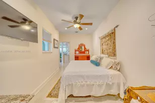 170 S Hibiscus Dr, Miami Beach, FL 33139 - Photo 32