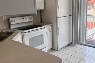 2310 W 74th St, Hialeah, FL 33016 - Photo 8