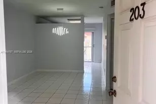 2310 W 74th St, Hialeah, FL 33016 - Photo 10