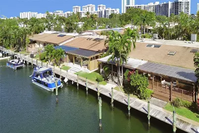 2619 S Parkview Dr, Hallandale Beach, FL 33009 - Photo 2