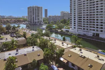 2619 S Parkview Dr, Hallandale Beach, FL 33009 - Photo 20