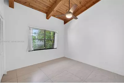2619 S Parkview Dr, Hallandale Beach, FL 33009 - Photo 46