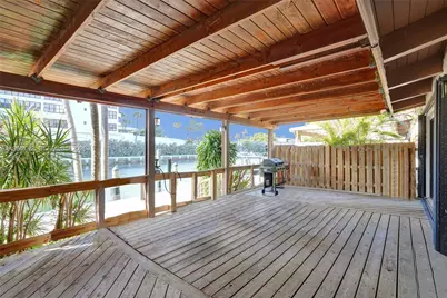 2619 S Parkview Dr, Hallandale Beach, FL 33009 - Photo 16