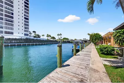 2619 S Parkview Dr, Hallandale Beach, FL 33009 - Photo 62
