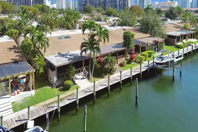 2619 S Parkview Dr, Hallandale Beach, FL 33009 - Photo 2