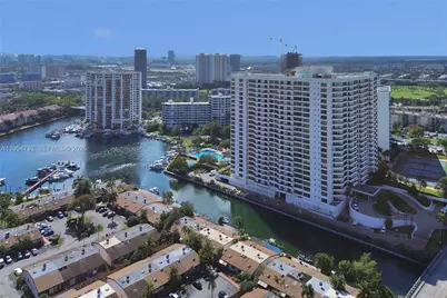 2619 S Parkview Dr, Hallandale Beach, FL 33009 - Photo 74