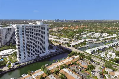 2619 S Parkview Dr, Hallandale Beach, FL 33009 - Photo 76