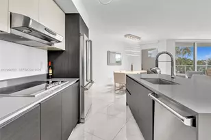 9821 E Bay Harbor Dr, Bay Harbor Islands, FL 33154 - Photo 6