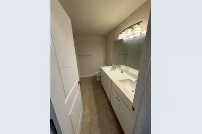 585 NW 11th Ave, Florida City, FL 33034 - Photo 24