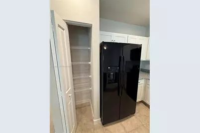 585 NW 11th Ave, Florida City, FL 33034 - Photo 6