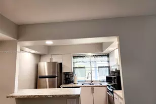 9101 Lime Bay Blvd, Tamarac, FL 33321 - Photo 6