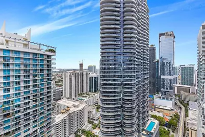 1080 Brickell Ave #3909, Miami, FL 33131 - Photo 18