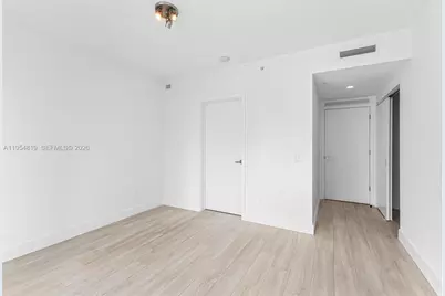 1080 Brickell Ave #3909, Miami, FL 33131 - Photo 10