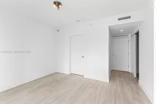 1080 Brickell Ave, Miami, FL 33131 - Photo 10