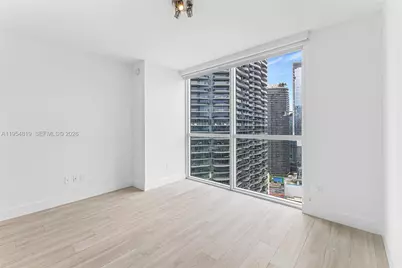 1080 Brickell Ave #3909, Miami, FL 33131 - Photo 8