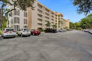 2651 S Course Dr, Pompano Beach, FL 33069 - Photo 40