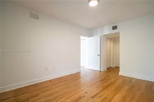 2425 Flamingo Pl, Miami Beach, FL 33140 - Photo 12