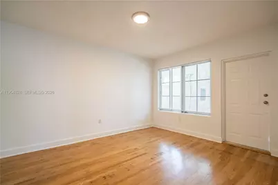 2425 Flamingo Pl #12, Miami Beach, FL 33140 - Photo 6