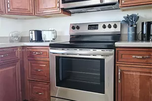 9441 Live Oak Pl, Davie, FL 33324 - Photo 12