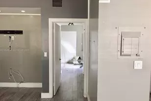 610 8th St, Miami Beach, FL 33139 - Photo 4