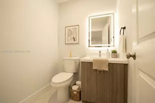 1221 NW 75th St, Miami, FL 33147 - Photo 28