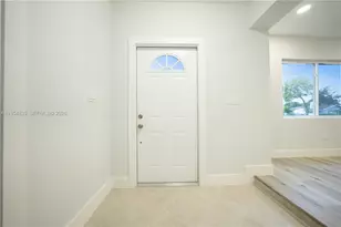 1221 NW 75th St, Miami, FL 33147 - Photo 8