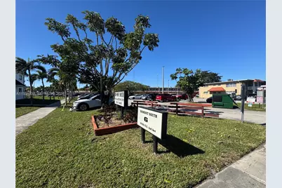 20320 NE 2nd Ave #7, Miami Gardens, FL 33179 - Photo 1