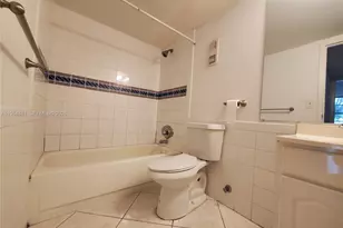 16950 W Dixie Hwy, North Miami Beach, FL 33160 - Photo 10