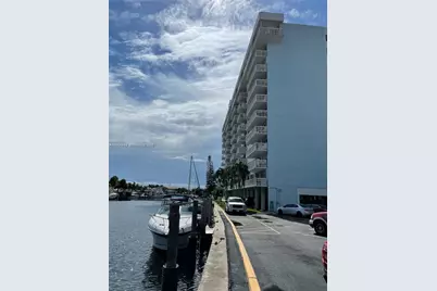 13155 Ixora Ct #901, North Miami, FL 33181 - Photo 2