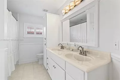 1024 NW 184th Way, Pembroke Pines, FL 33029 - Photo 24