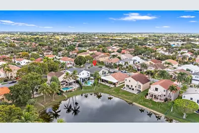 1024 NW 184th Way, Pembroke Pines, FL 33029 - Photo 40