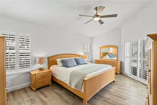 1024 NW 184th Way, Pembroke Pines, FL 33029 - Photo 16