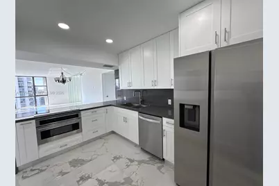 3675 N Country Club Dr #1209, Aventura, FL 33180 - Photo 4