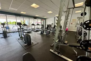 3675 N Country Club Dr, Aventura, FL 33180 - Photo 44