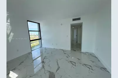 3675 N Country Club Dr #1209, Aventura, FL 33180 - Photo 24