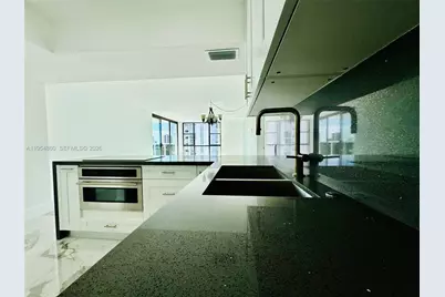 3675 N Country Club Dr #1209, Aventura, FL 33180 - Photo 14