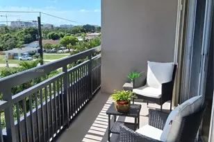 555 NW 4th Ave, Boca Raton, FL 33432 - Photo 20