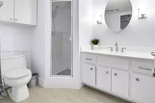 555 NW 4th Ave, Boca Raton, FL 33432 - Photo 14