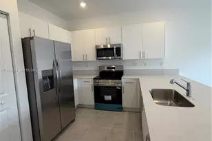 26849 SW 121st Ave, Homestead, FL 33032 - Photo 4