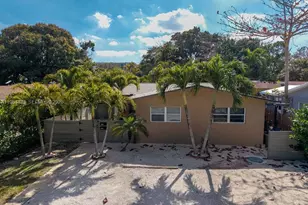 2470-2472 NE 182nd Terrace, North Miami Beach, FL 33160 - Photo 30