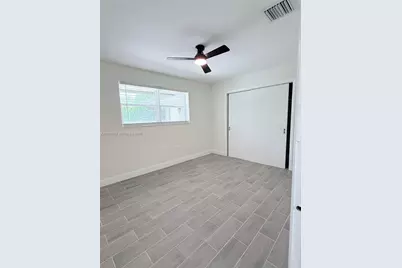 2470-2472 NE 182nd Ter, North Miami Beach, FL 33160 - Photo 24