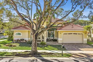 900 Spoonbill Cir, Weston, FL 33326 - Photo 1