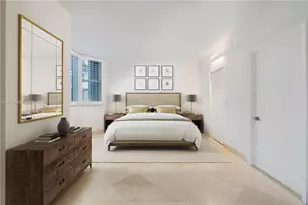 300 South Pointe Dr, Miami Beach, FL 33139 - Photo 12