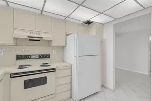 18181 NE 31st Ct, Aventura, FL 33160 - Photo 16