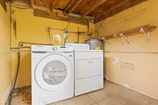 3050 NW 2nd St, Miami, FL 33125 - Photo 16