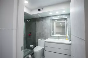 210 174th St, Sunny Isles Beach, FL 33160 - Photo 20